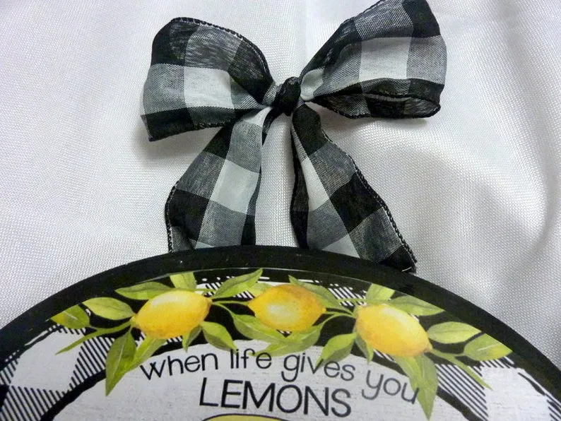 Lemon truck wood sign, wood plaques, Farmhouse decor, yellow truck with lemons