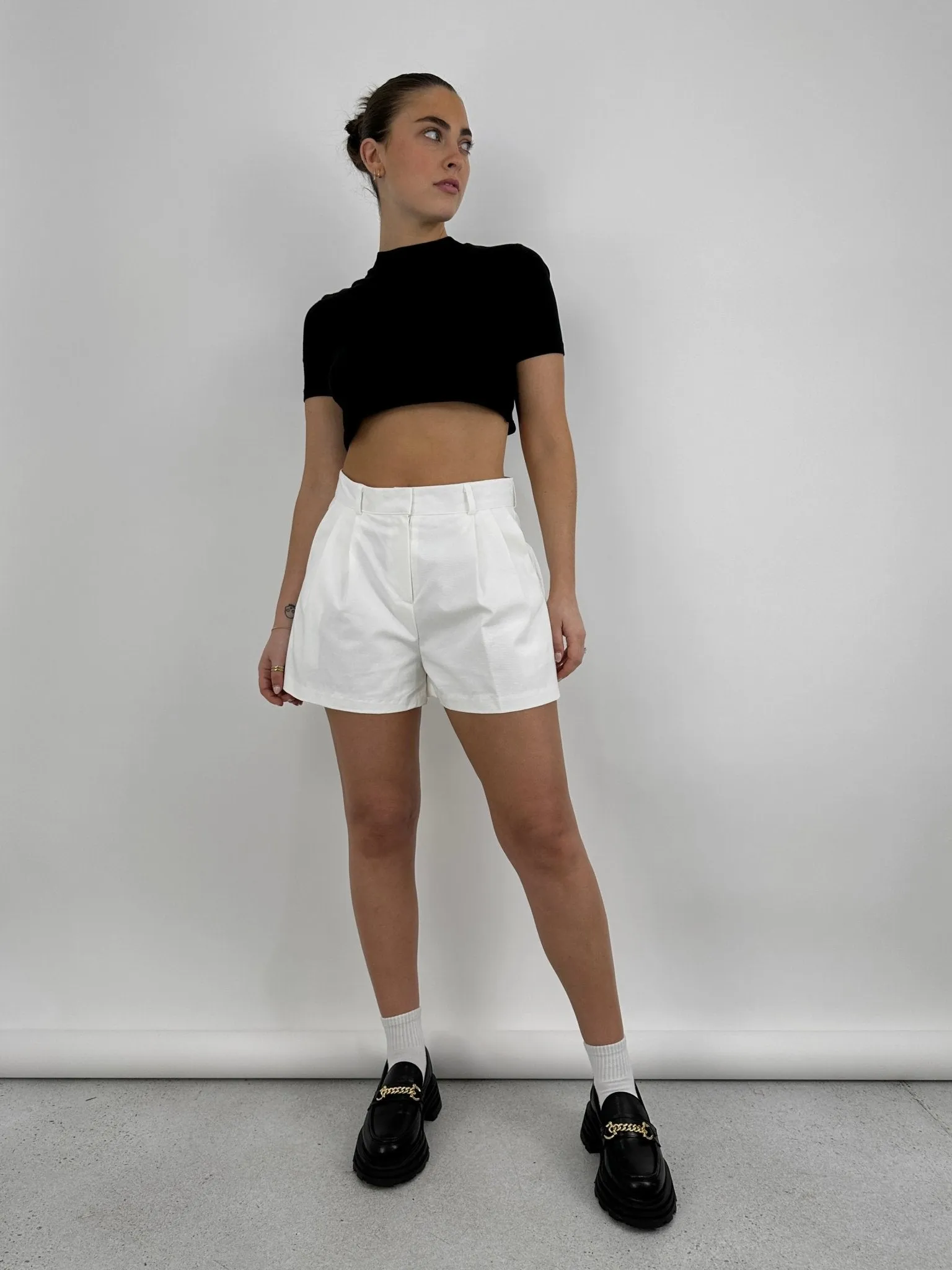 Pleated Wide Leg Trouser Shorts