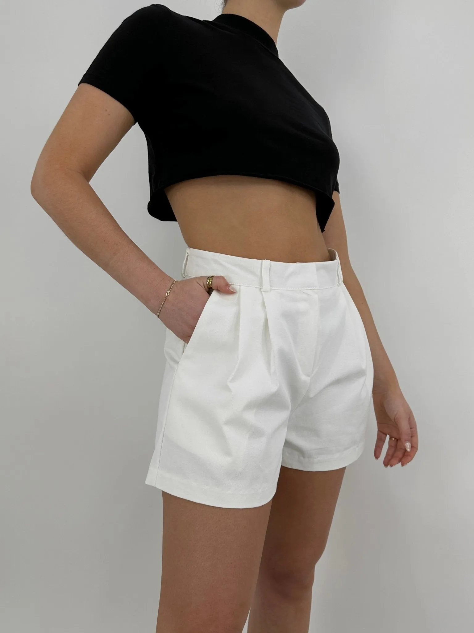 Pleated Wide Leg Trouser Shorts