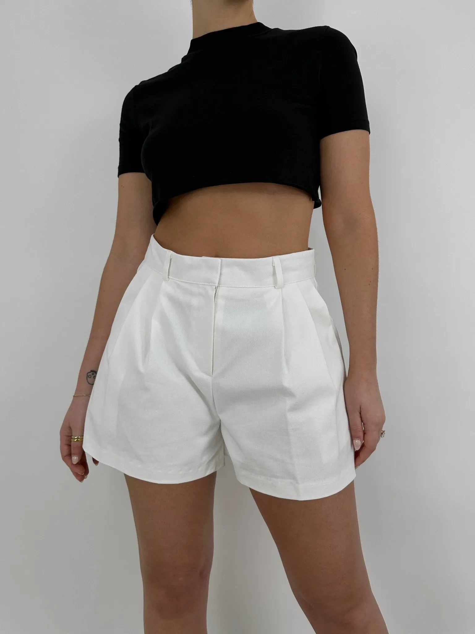 Pleated Wide Leg Trouser Shorts