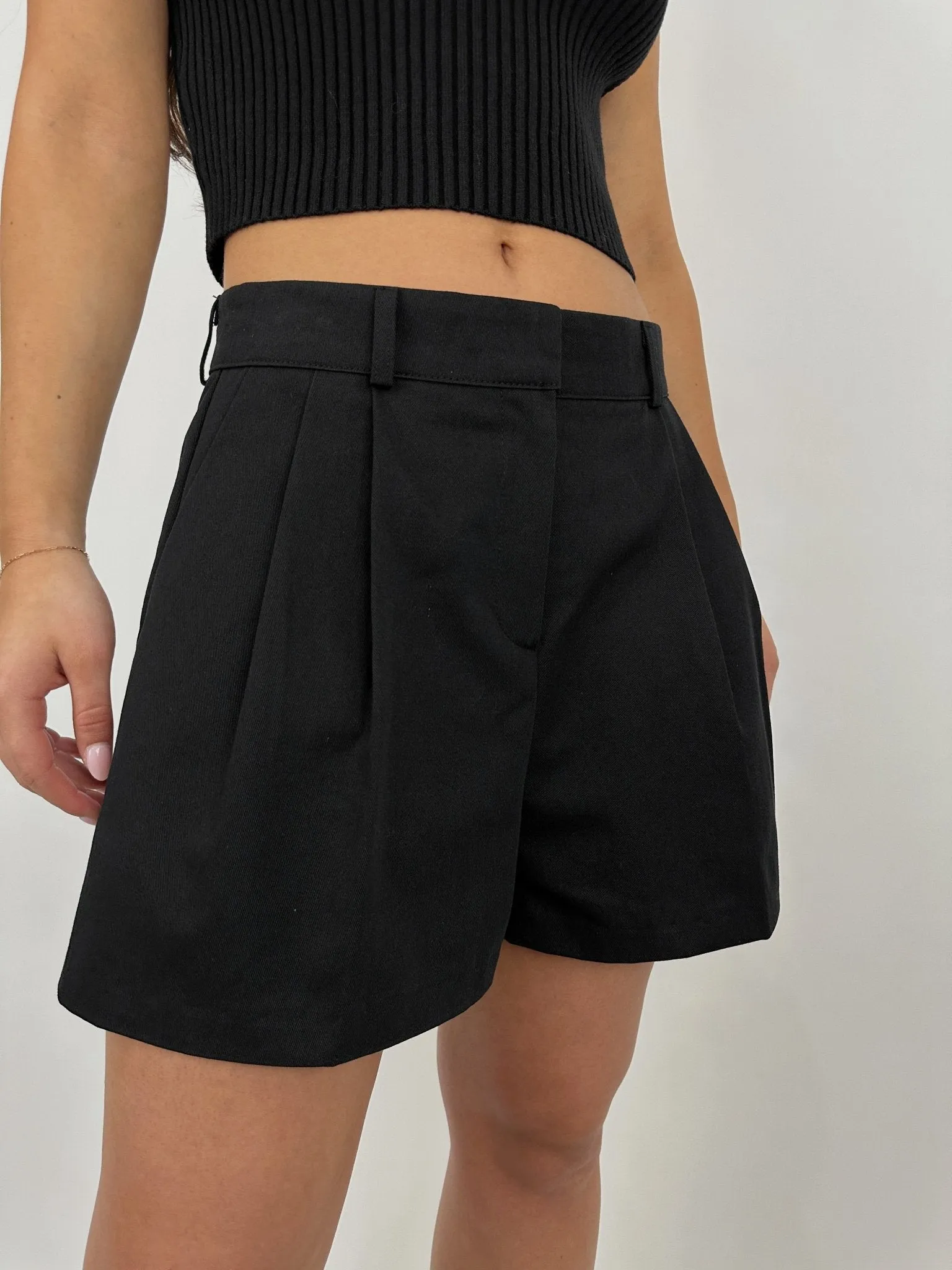 Pleated Wide Leg Trouser Shorts