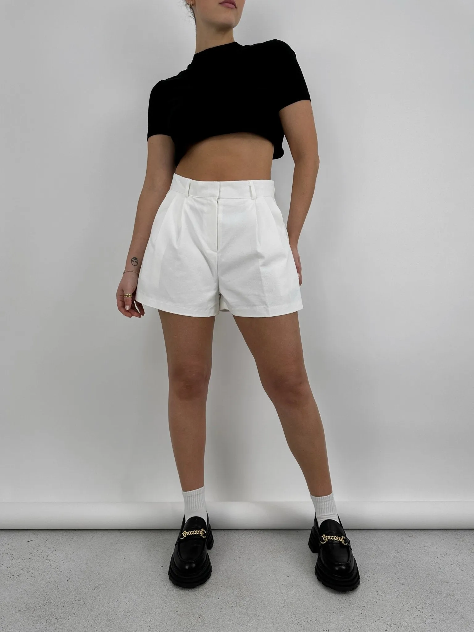 Pleated Wide Leg Trouser Shorts