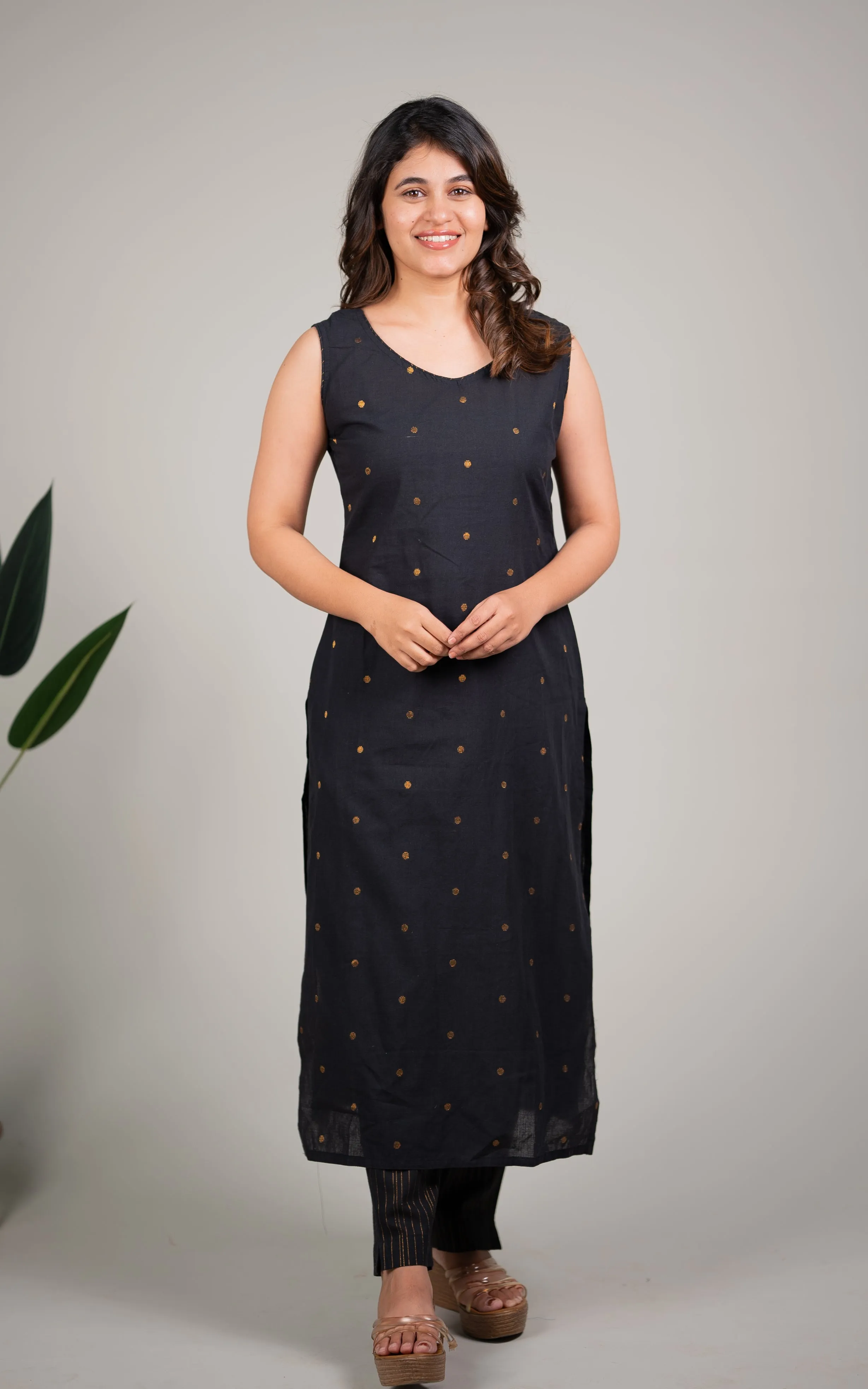 Sidhiksha Black (Kurti Pant)