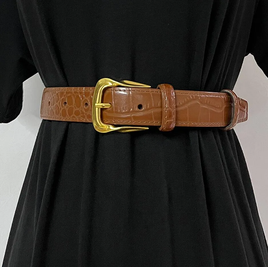 Vintage fashion classic leather gilt spin buckle belt embossed belt